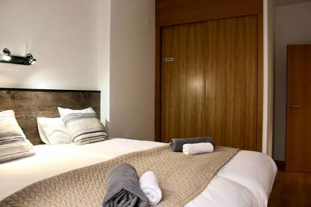 Appartement Downtown Jinetes Deluxe With Pool & Free Parking à Málaga Extérieur photo